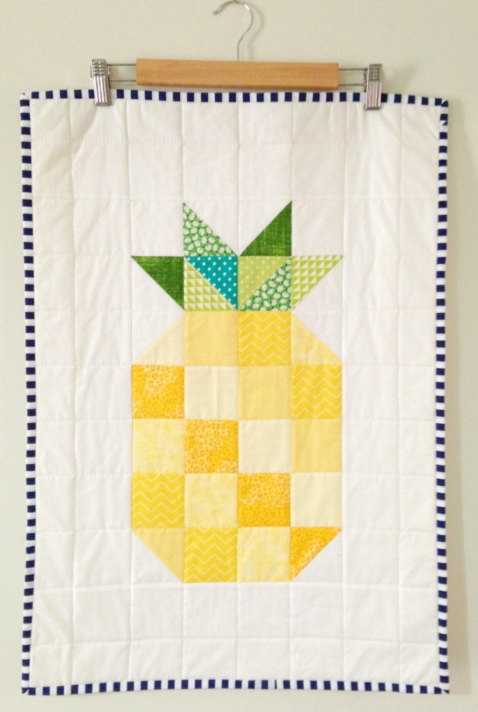 Pineapple Mini Quilt (2015)